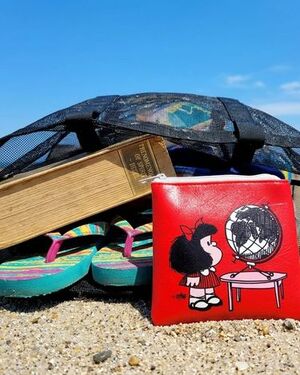 MONEDRO MAFALDA EL MUNDO FUNKY GIFT