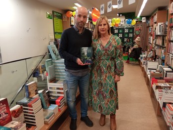 “En mis poemas se expresa la melancolía y la nostalgia”